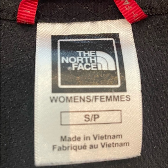 Northface half zip sweater size small - Picture 2 of 4